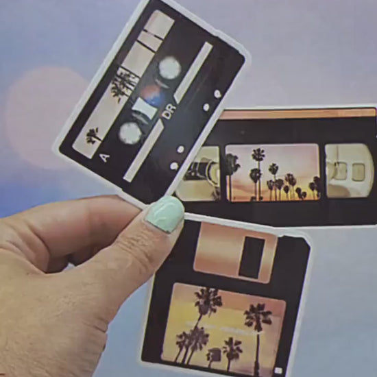 Retro Floppy Disk Vinyl Sticker - 1980s Palm Tree Aesthetic, Nostalgic Sunset Beach 1990s Waterbottle Laptop Decor Vaporwave
